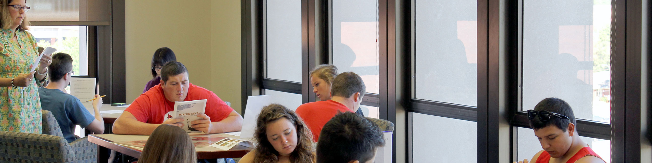 Instructor leading a class in Milner Library